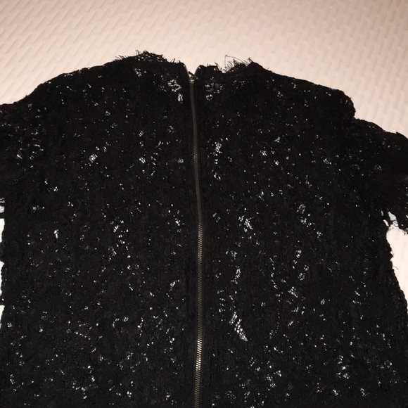 Zara M black lace design short sleeve top - Picture 3 of 3